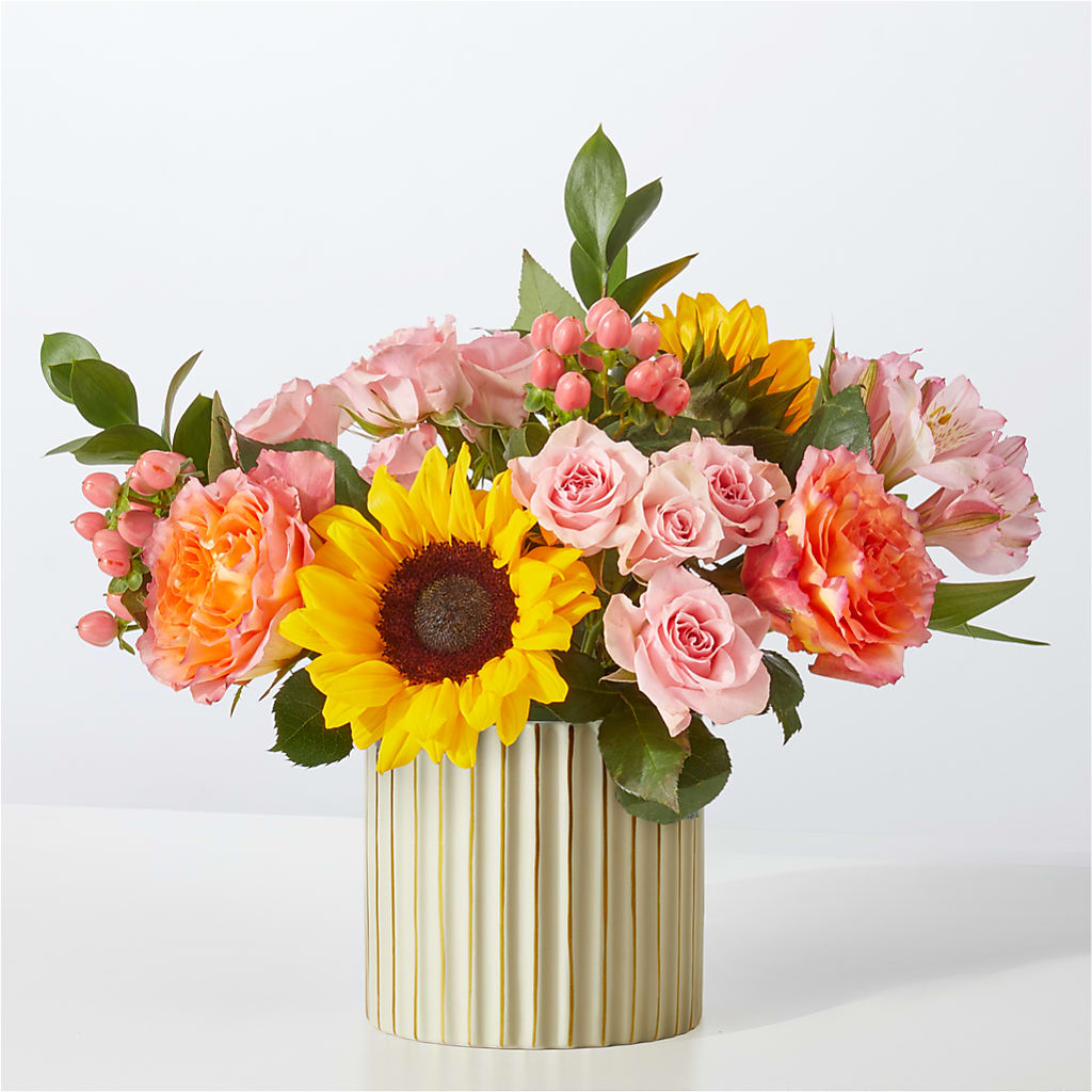 Sun's Out Bouquet – STEPH'S CREATIONS FLORAL DESIGN, Atoka OK