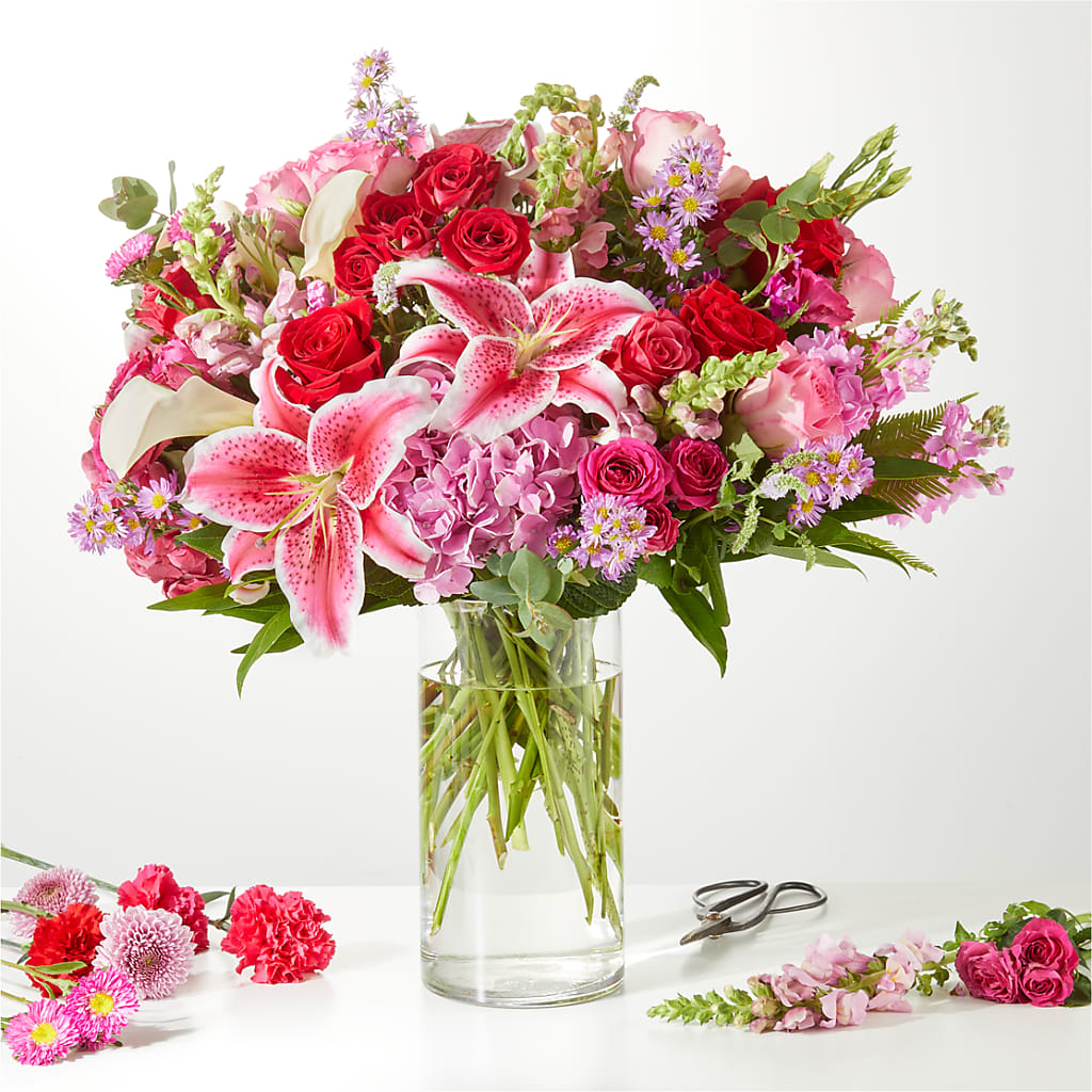 Swooning Over You - A Luxury Florist Original – STEPH'S CREATIONS FLORAL DESIGN, Atoka OK