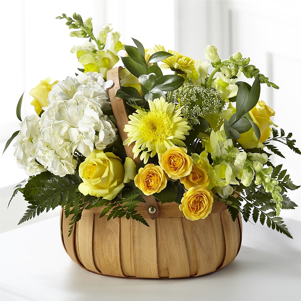 Rustic Remembrance Basket – STEPH'S CREATIONS FLORAL DESIGN, Atoka OK