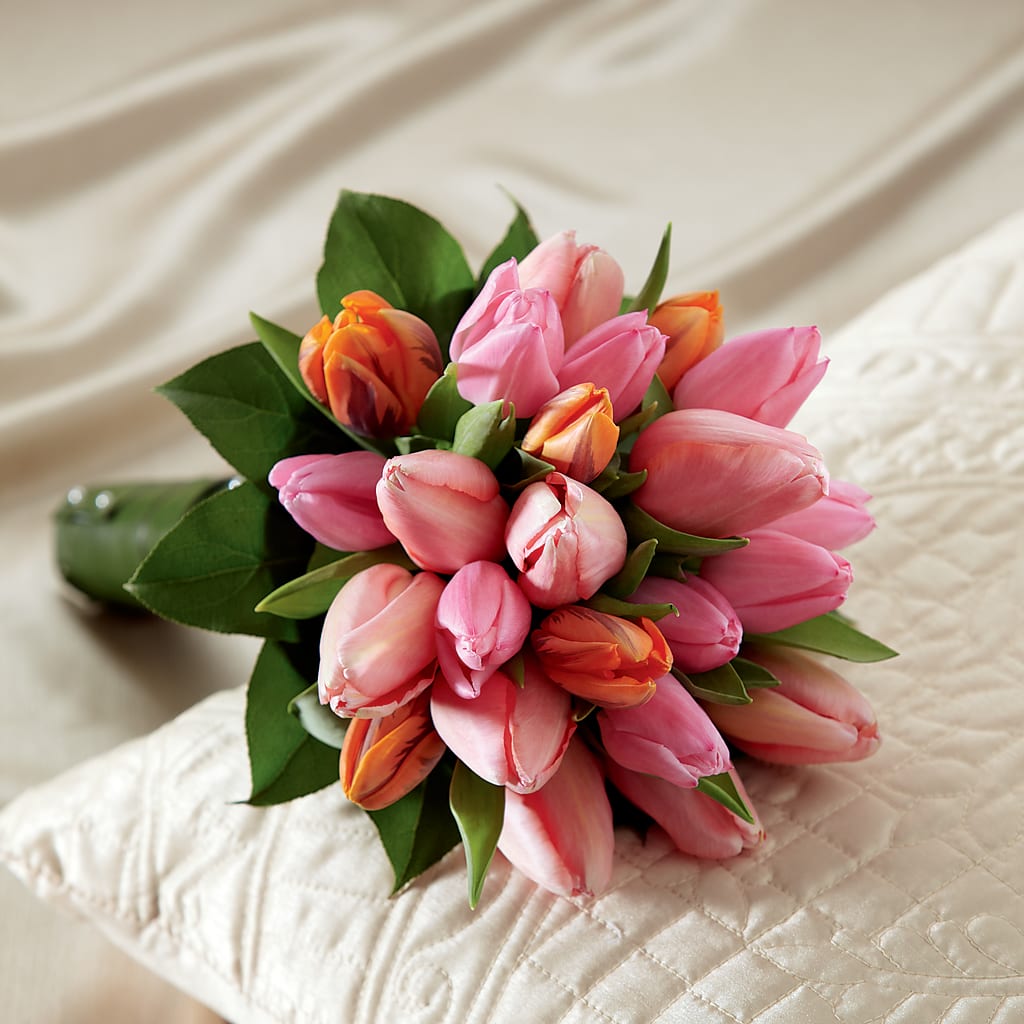 Embraceable Bouquet – STEPH'S CREATIONS FLORAL DESIGN, Atoka OK