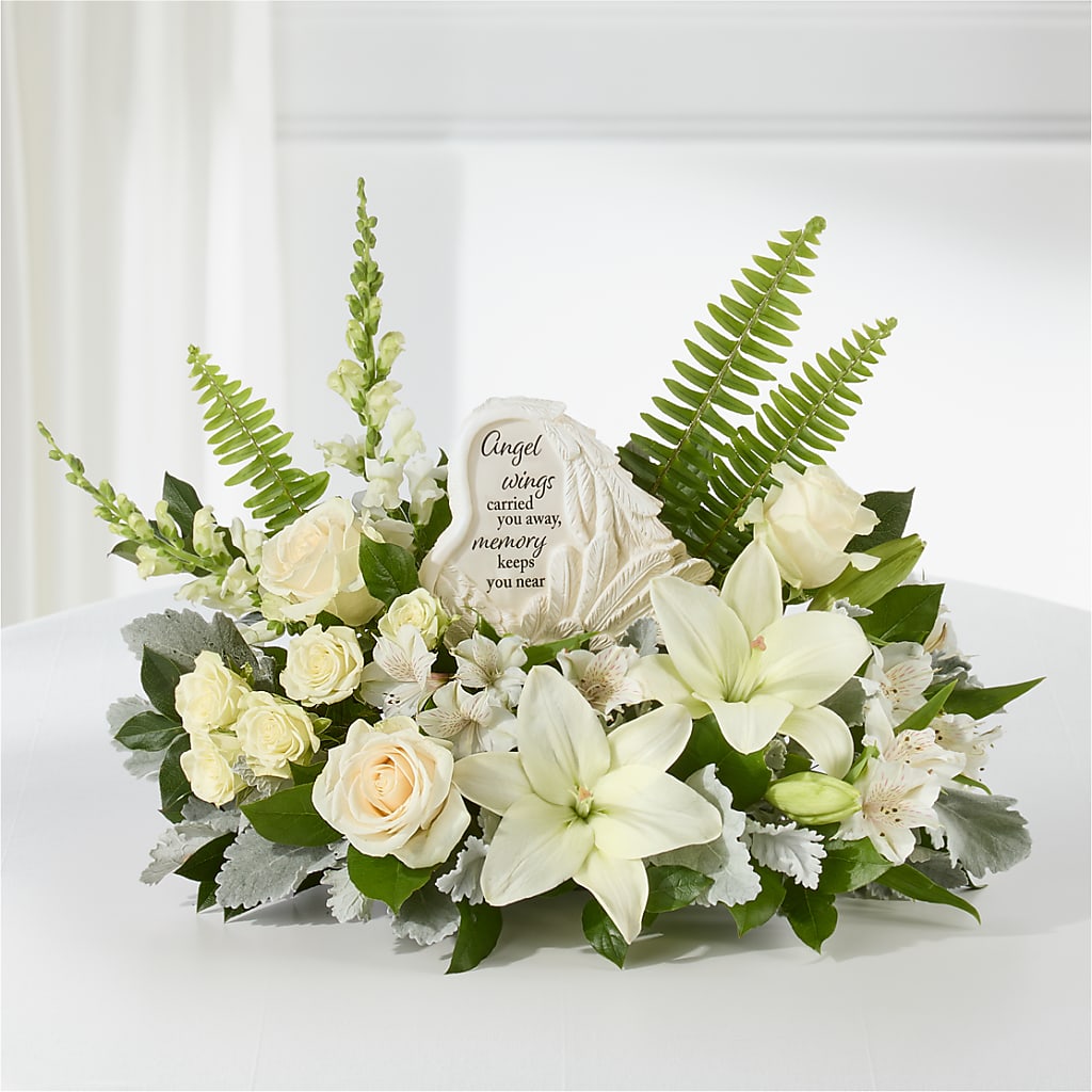 Holding You Close Arrangement – STEPH'S CREATIONS FLORAL DESIGN, Atoka OK