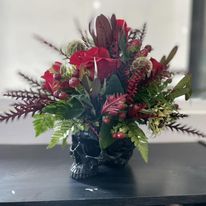 Skull Vase – STEPH'S CREATIONS FLORAL DESIGN, Atoka OK