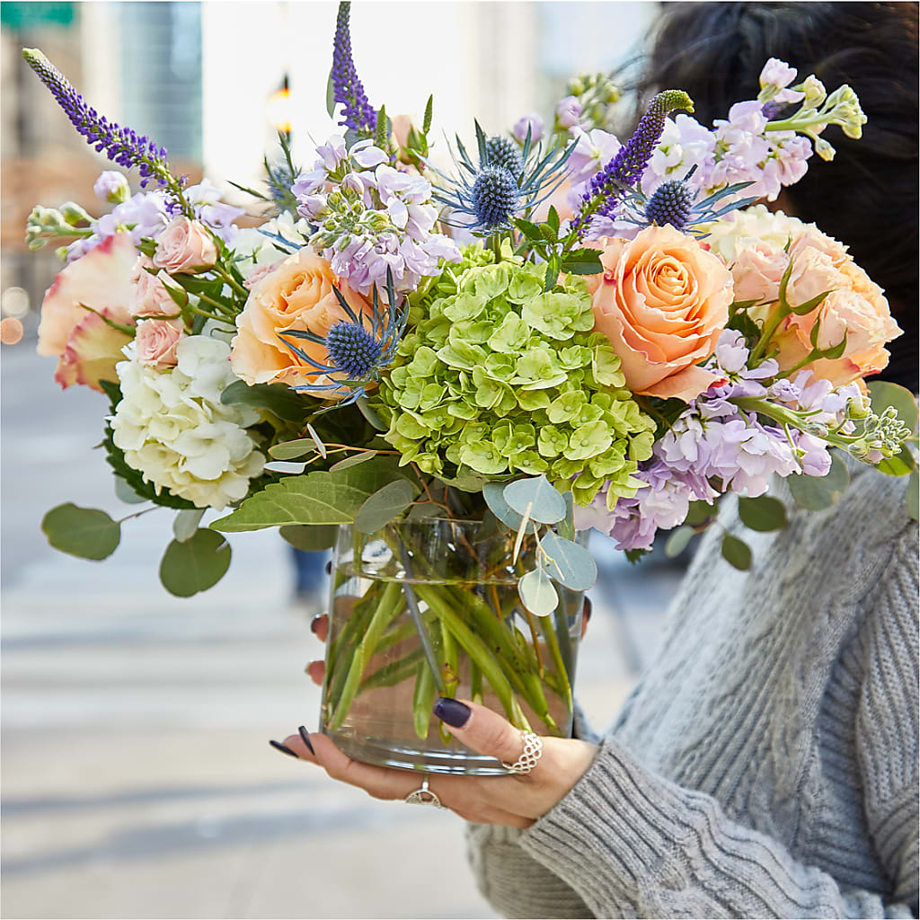 Porch Swing Bouquet – STEPH'S CREATIONS FLORAL DESIGN, Atoka OK