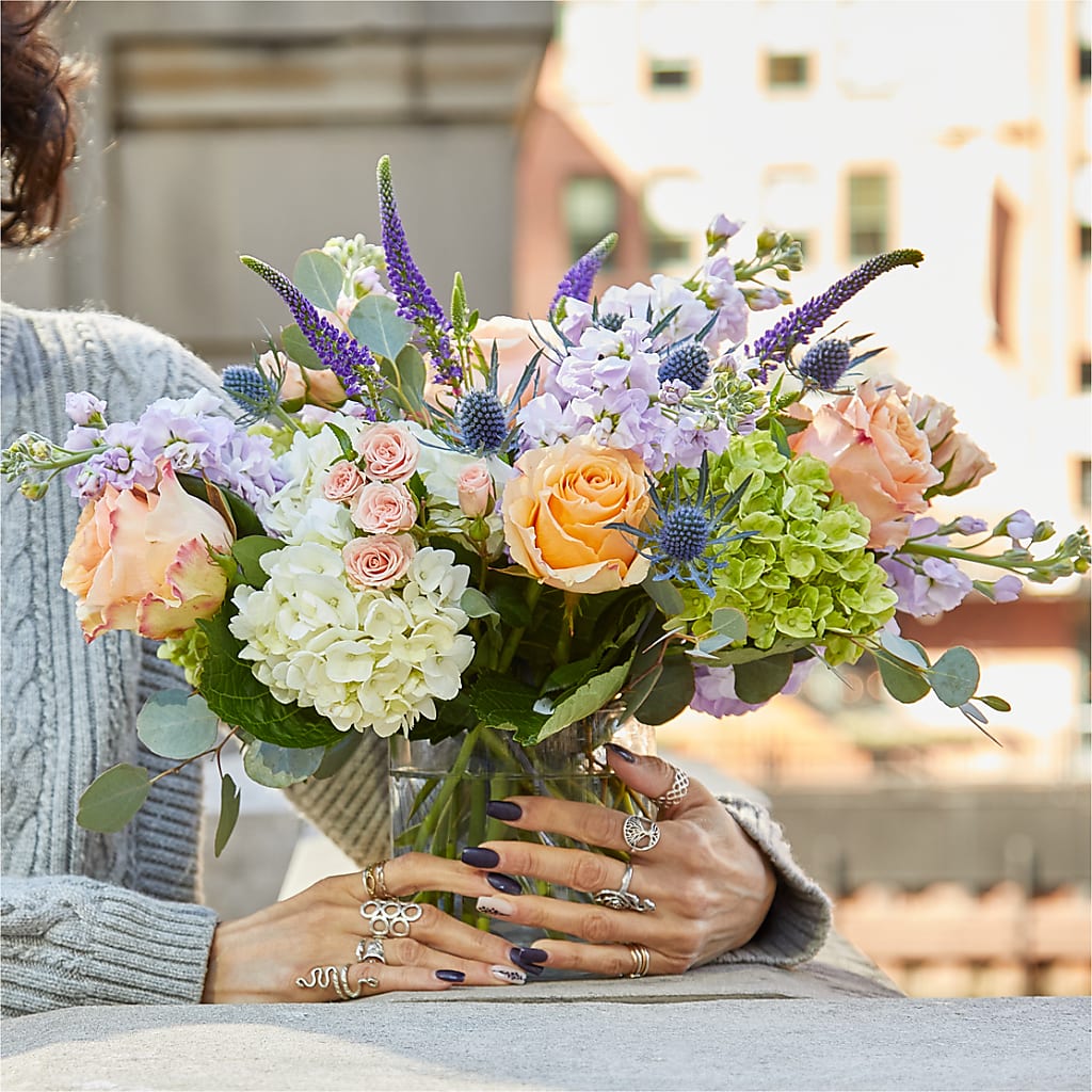 Porch Swing Bouquet – STEPH'S CREATIONS FLORAL DESIGN, Atoka OK